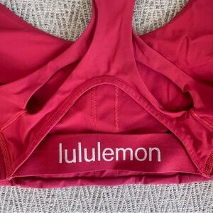 Lululemon sports bra! Good shape!